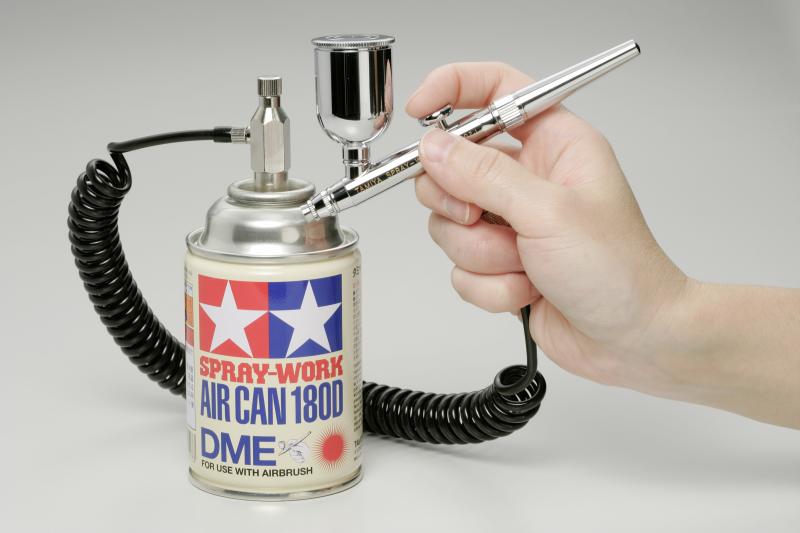 I saw a video from a r claiming Tamiya Airbrush Cleaner and Plastic  Cement are the same. Is that true? : r/minipainting
